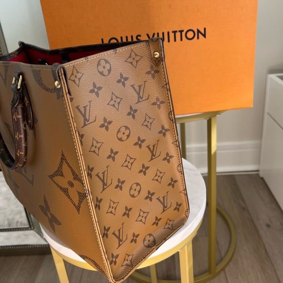 Excellent Condition Louis Vuitton OnTheGo MM - Picture 10 of 11